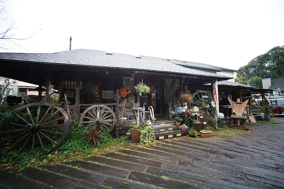 The outside view of the cafe ‘Ichiro-san’s Café’