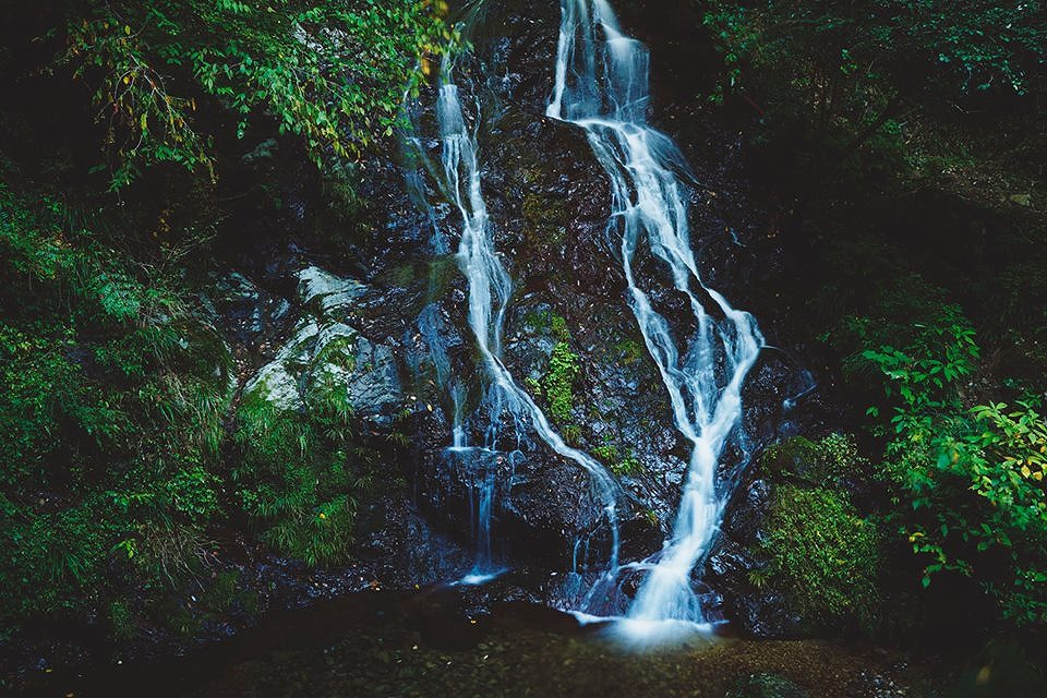 Shiraiwa Waterfalls