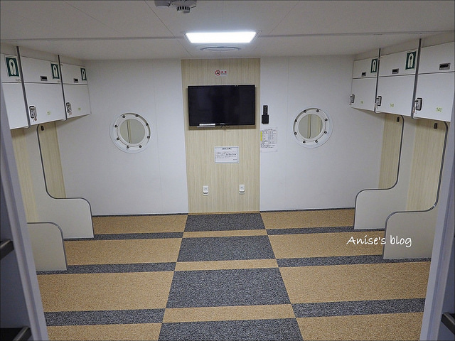 Second-class tatami room