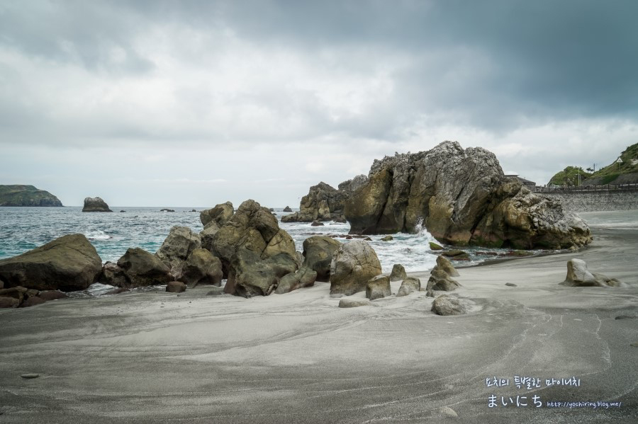 The beautiful beaches of Nijima