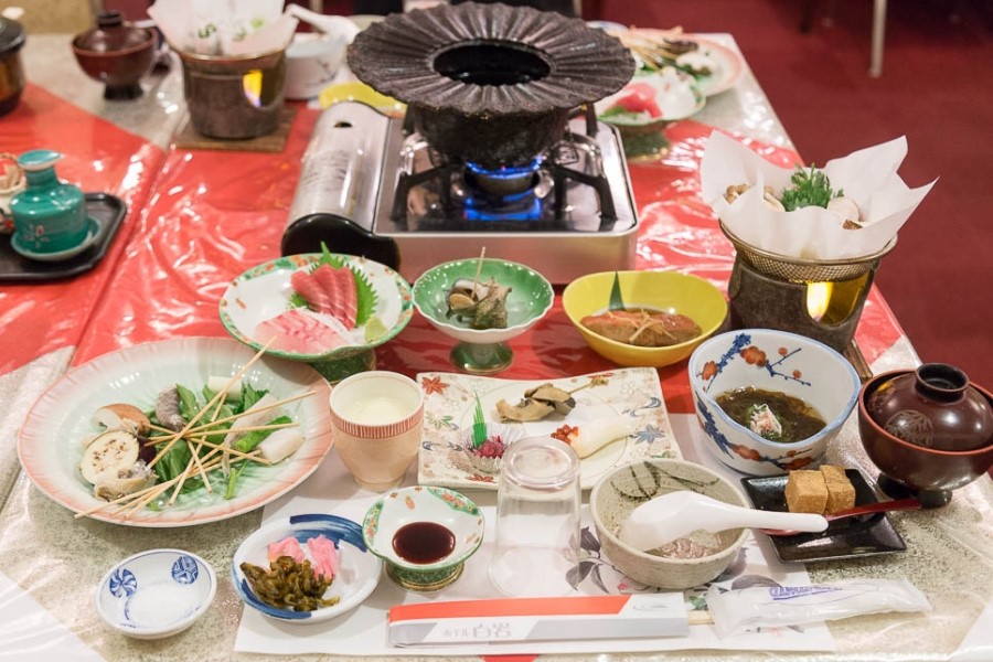 Bountiful Seafood dinner at Hotel Shirai