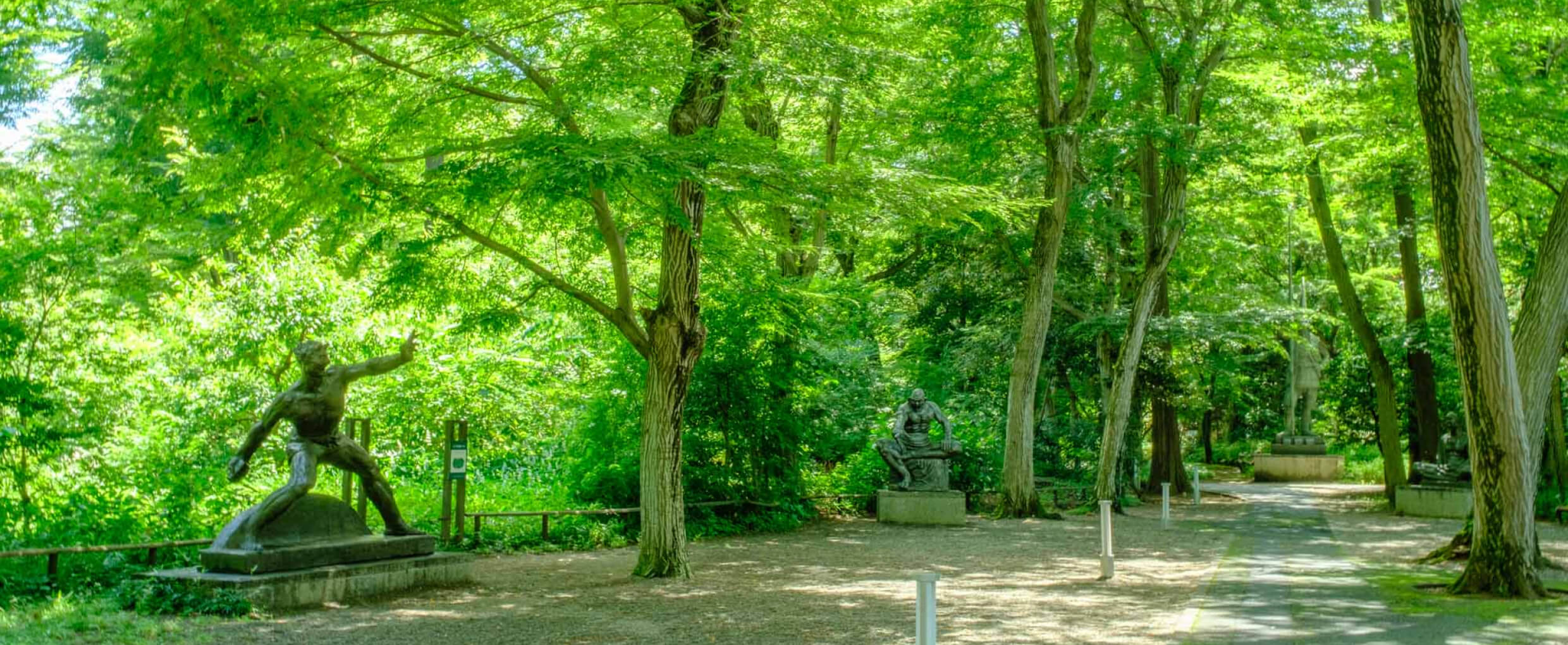 長崎の平和記念像を制作した彫刻家・北村西望の作品200点あまりを展示する「彫刻園」